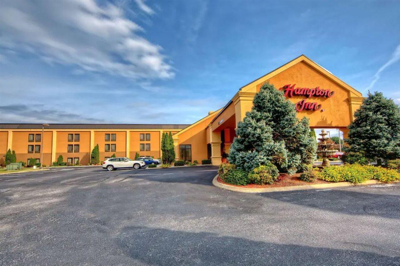 Hampton Inn Морристаун Экстерьер фото