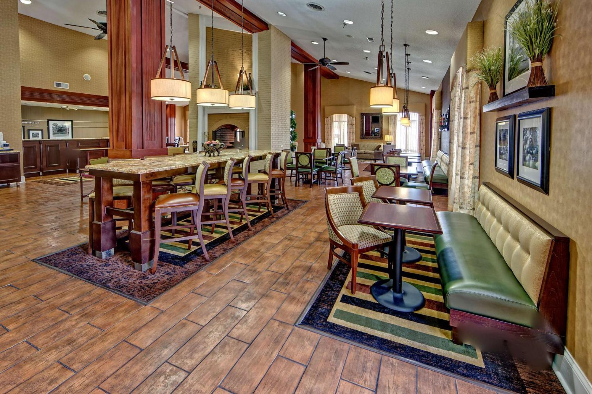 Hampton Inn Морристаун Экстерьер фото